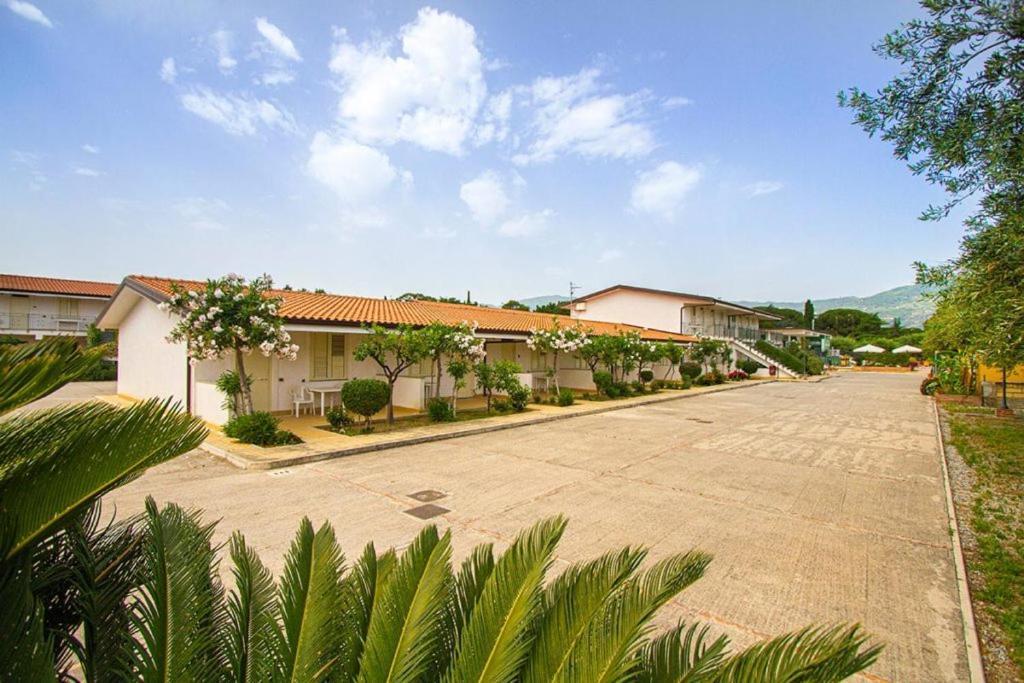 Medimare Residence Club Patti Exterior photo